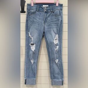 Kiki Larue distressed skinny ankle Jean. Size 7. Waist flat 15”. Inseam 22.5”.